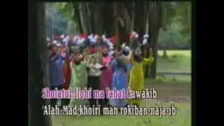 Download lagu Sholawat Sholawatullahi Alaik  By SULIS by kuweng mp3