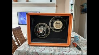 Video thumbnail for Marshall 1922 vs Orange Closed back (multiple speakers) by Juan Manuel Carri