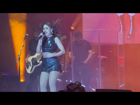 Sunidhi Chauhan Live in Melbourne | Kamli