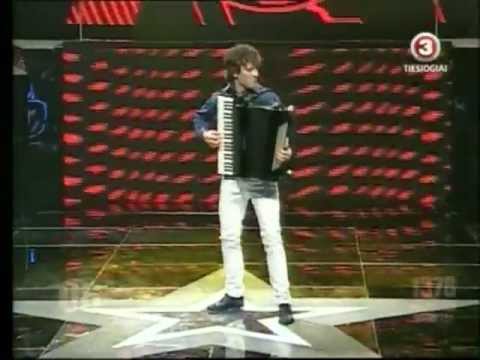 Martynas Levickis @ Lithuania's Got Talent 2009 Semifinal + EN Subtitles