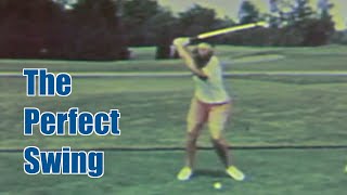 Download lagu Mickey Wright Shows How To Swing The 2 Iron mp3