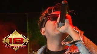 Download lagu Five Minutes - Teman Biasa   (Live Konser Sekayu Sumsel) mp3