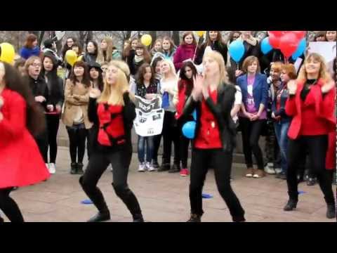 T-ARA - CRY CRY Dream (High) K-pop Flashmob 14.04.2012 Moscow