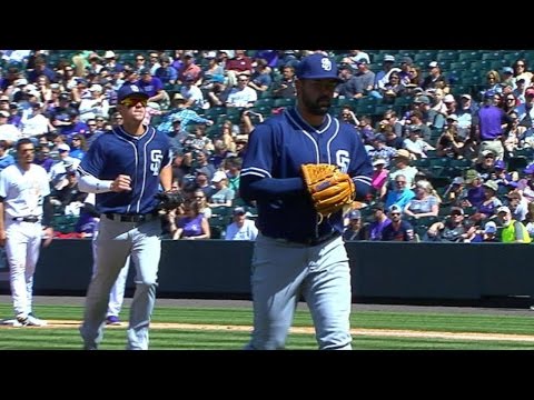 SD@COL: Lee goes 5 1/3 scoreless in Padres' debut