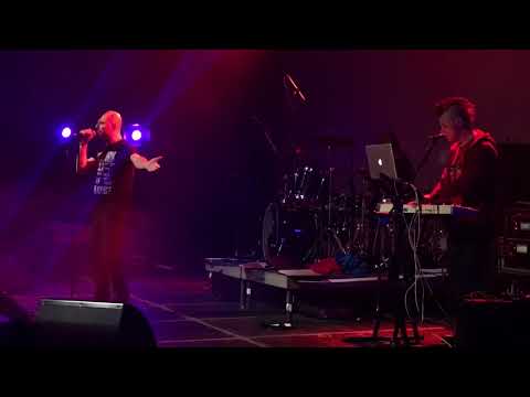De/Vision - Intro + In the Still of the Night (Live at ZIL ARENA, Moscow, 21.04.2018)