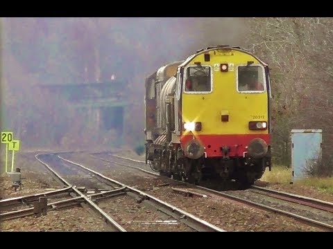 DRS Class 20s Nos 20312 & 20305 on Sheffield to Hull RHTT - Swinton - 9th Dec 2017
