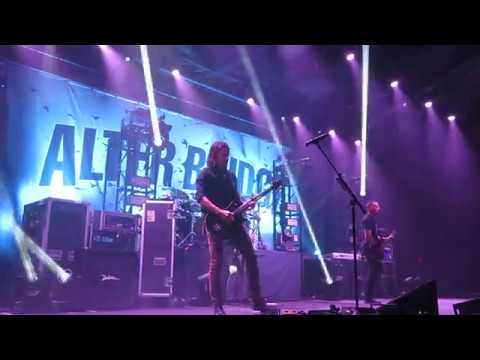 Videoclip de Wouldn't You Rather (Live) — Alter Bridge