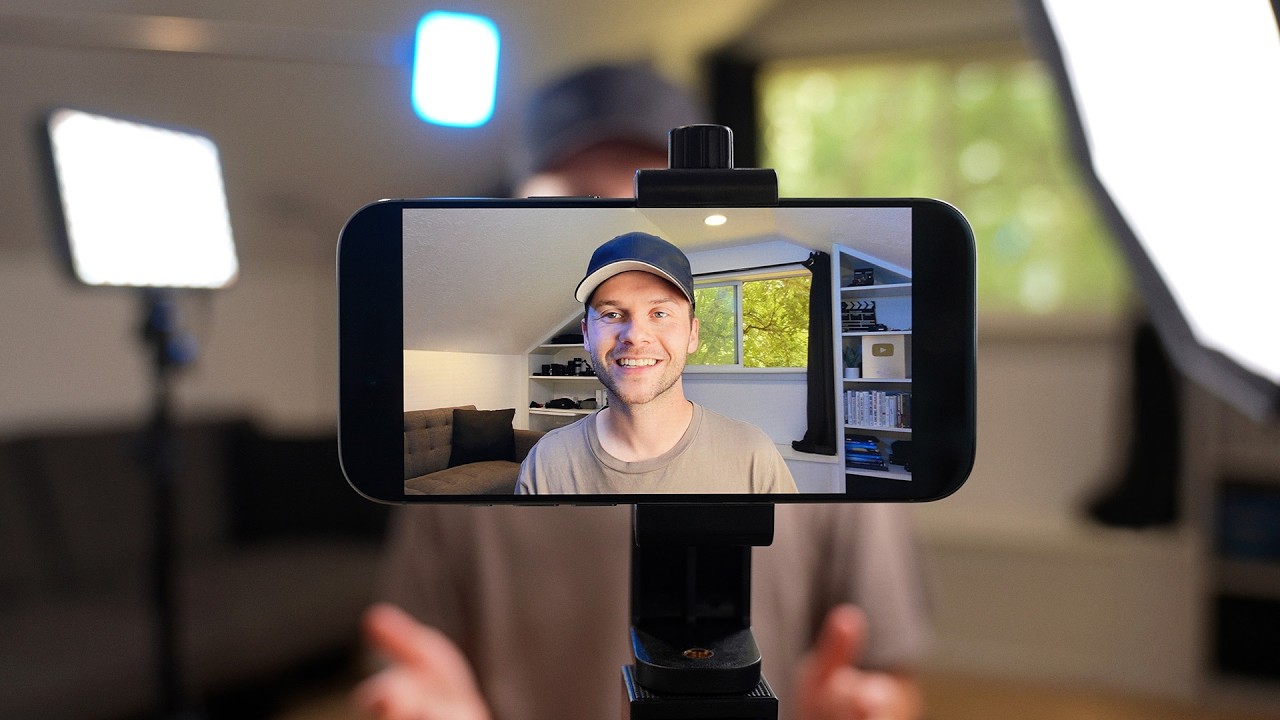 How to Light Your Smartphone Videos Like a Pro (3 Easy Steps)