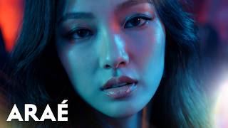 Download lagu ARAÉ – Pull Me Closer (Inspired by “Turn The Lights Off”) mp3