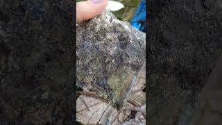 Labradorit rez 445g