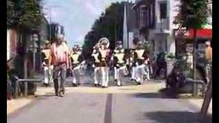 preview picture of video 'Adest Musica Sassenheim - Streetparade - 2008 -'