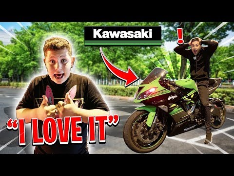 FINALLY RIDING THE ZX636 AND LITTLE BROTHER LOVES IT ! (HE WANTS ME TO BUY IT !) | BRAAP VLOGS