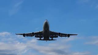 CARGOLUX BOEING 747 LANDING