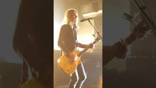 Blackberry Smoke - Flesh &amp; Bone