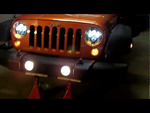 JW Speaker 8700 JK Lights.MOV