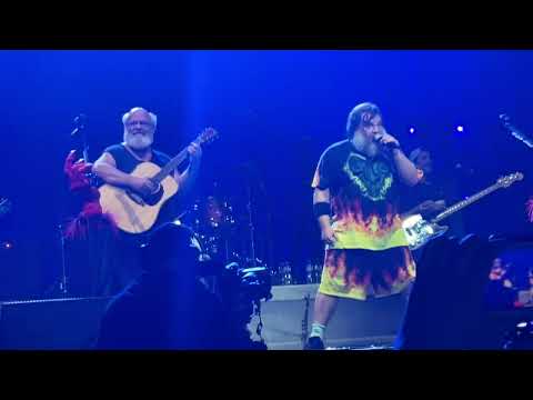 Tenacious D Live at the O2 16.06.23 - F*ck her gently