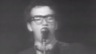 Elvis Costello &amp; the Attractions - Radio, Radio - 5/5/1978 - Capitol Theatre (Official)