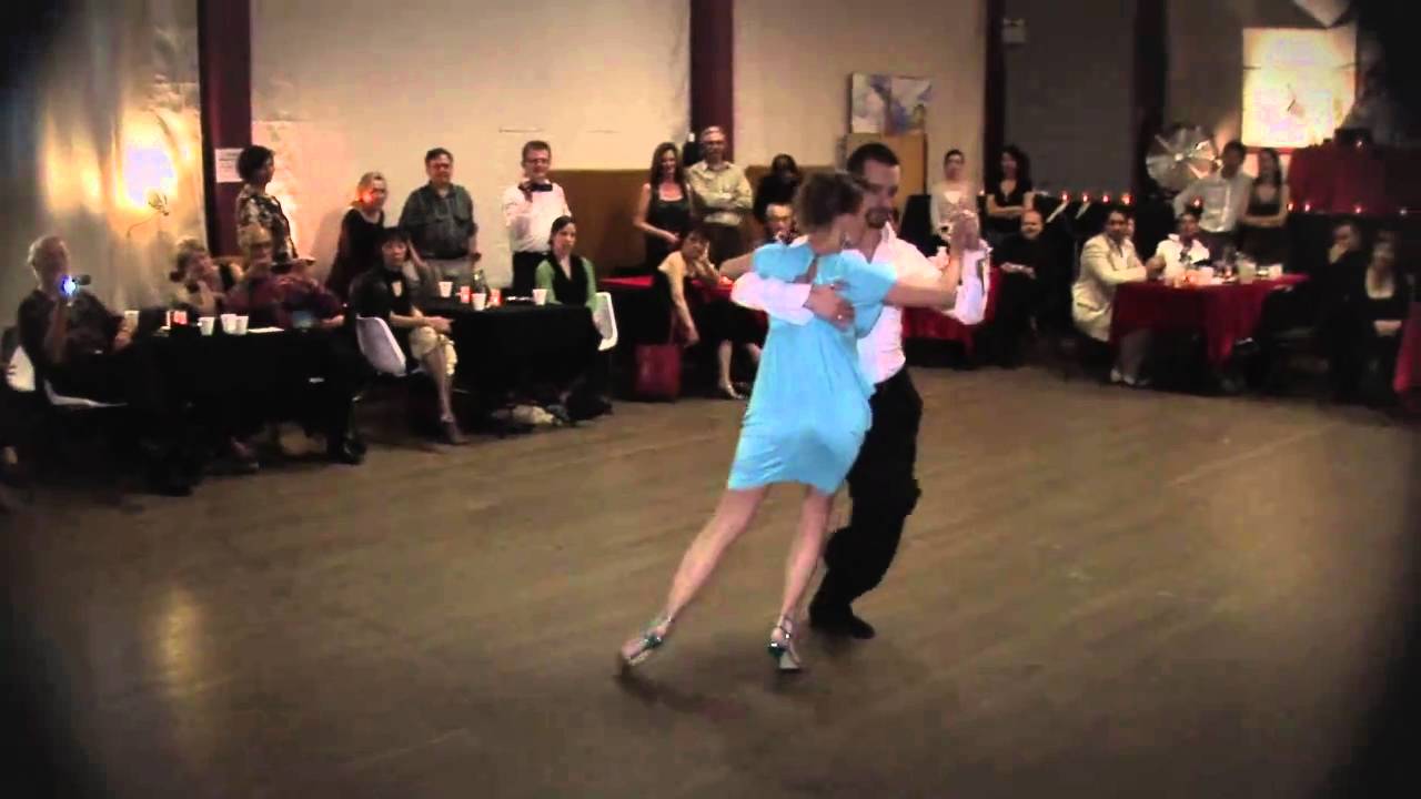 Javier Rodriguez y Andrea Misse - Farewell Milonga, 4 October 2010, Dance 2.wmv