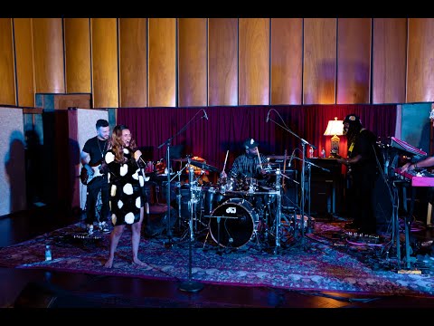 Jacquie Lee: Box of chocolate Concert