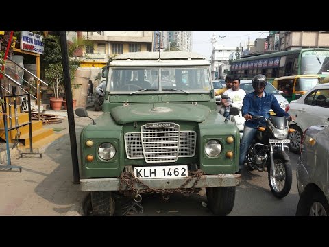 LAND ROVER DEFENDER | VINTAGE HYPE