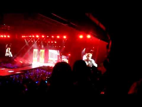 WINNER - INTRO (Everyday + Love Me Love Me) CROSS TOUR IN KL 2019