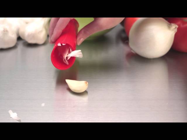 Video Teaser für Zak Designs 5-inch Garlic Peeler