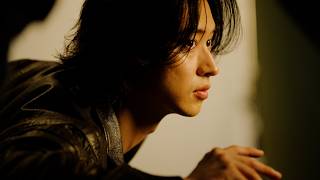 山﨑賢人、『キングダム』下村監督との再タッグで激しいアクションを披露！　ルルアタックプレミアム新TV-CM「スパーク」篇、「スピード」篇