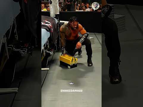 KHI CẢ WWE KHÔNG HIỂU ROMAN ĐANG LÀM GÌ 😳 @WWE (IG)