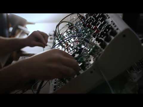"Confinement" (eurorack modular performance)