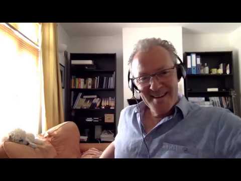 What does Gizmo look like?