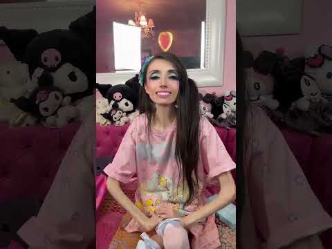Way Eugenia Cooney Crosses Her Legs Here While Showing New Shirt (5-19-25) #tiktok #shorts