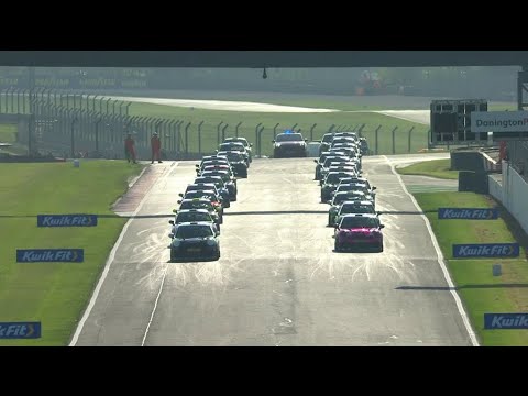 2022 Mini Challenge UK - Round 2 Donington