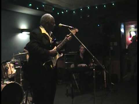 Byther Smith & Jim Kohler Band " You Treat Me Like Dirt"