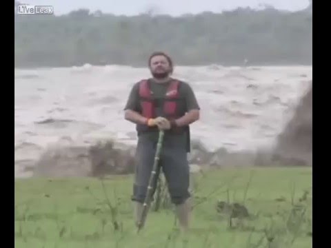 Huge wave in POROROCA makes tv presenter Brazil's Bear Grylls' run for his life