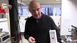 Einbau des BWT Bestcup Wasserfilters in den Bezzera Wassertank