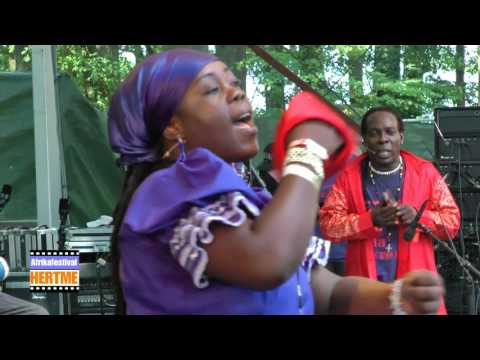 Chouk Bwa Libéte - Kouzen - LIVE at Afrikafestival Hertme 2015