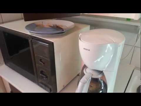 aamukahvit parvekkeella