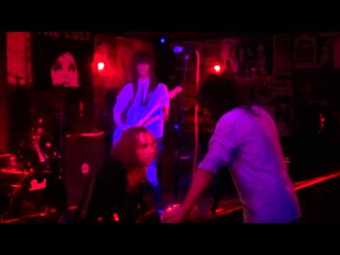 Ming City Rockers - She's A Wrong Un (Zombie Hut, Corby - 13th September 2014)