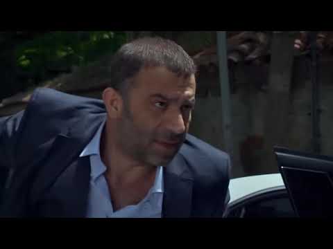 Arka Sokaklar Mesut Arabada Gürcan'a Odunu Veriyor.