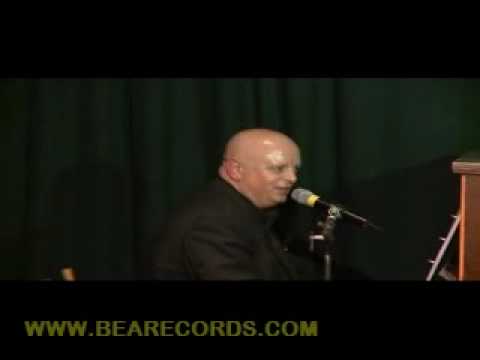 Austria 1985, Gary Lux sings "Kinder dieser welt" in Munich, Germany