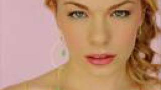 LeAnn Rimes ~Can't Fight The Moonlight (Remix)~