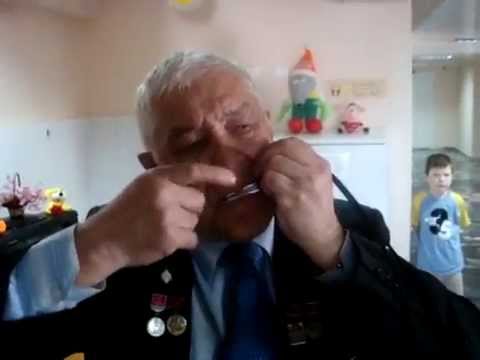 Виртуоз кубызист Мира Роберт Загретдинов исполняет композицию собственного сочинения