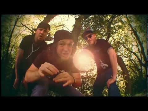 Heath McNease & For Beat's Sake "Kain't Moov Nuthin" (music video)