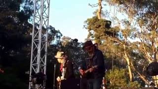 Steve Earle & the Dukes "Johnny Come Lately" (San Francisco, 1 October 2016)