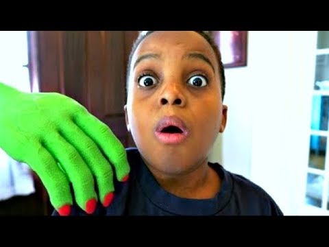 Giant ZOMBIE HAND Spying On Shiloh and Shasha - Spy Challenge in Real Life for 24 HOURS - Onyx Kids