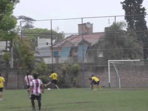 Definición de Ariel Montenegro (Barrilete Cósmico vs Esc Villa Santillán)
