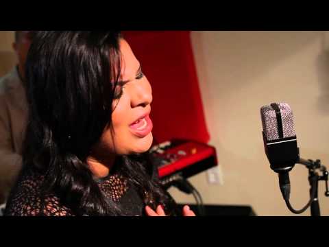 Aline Venturi - Esperar em Deus