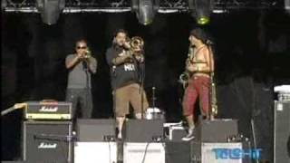 La Rubia y el Demonio - Arreglame el Alma - PAnteon Rococo @ vive latino 2010