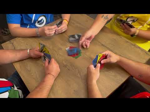 UNO Platinum Edition – Classic Game, Luxury Feel! 🃏✨