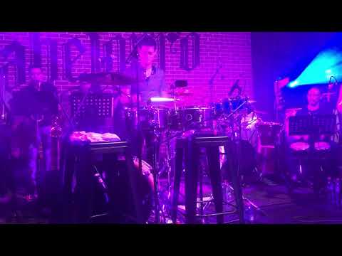 René Darce "Cachito"  performing The eye of the hurricane with Tony Succar